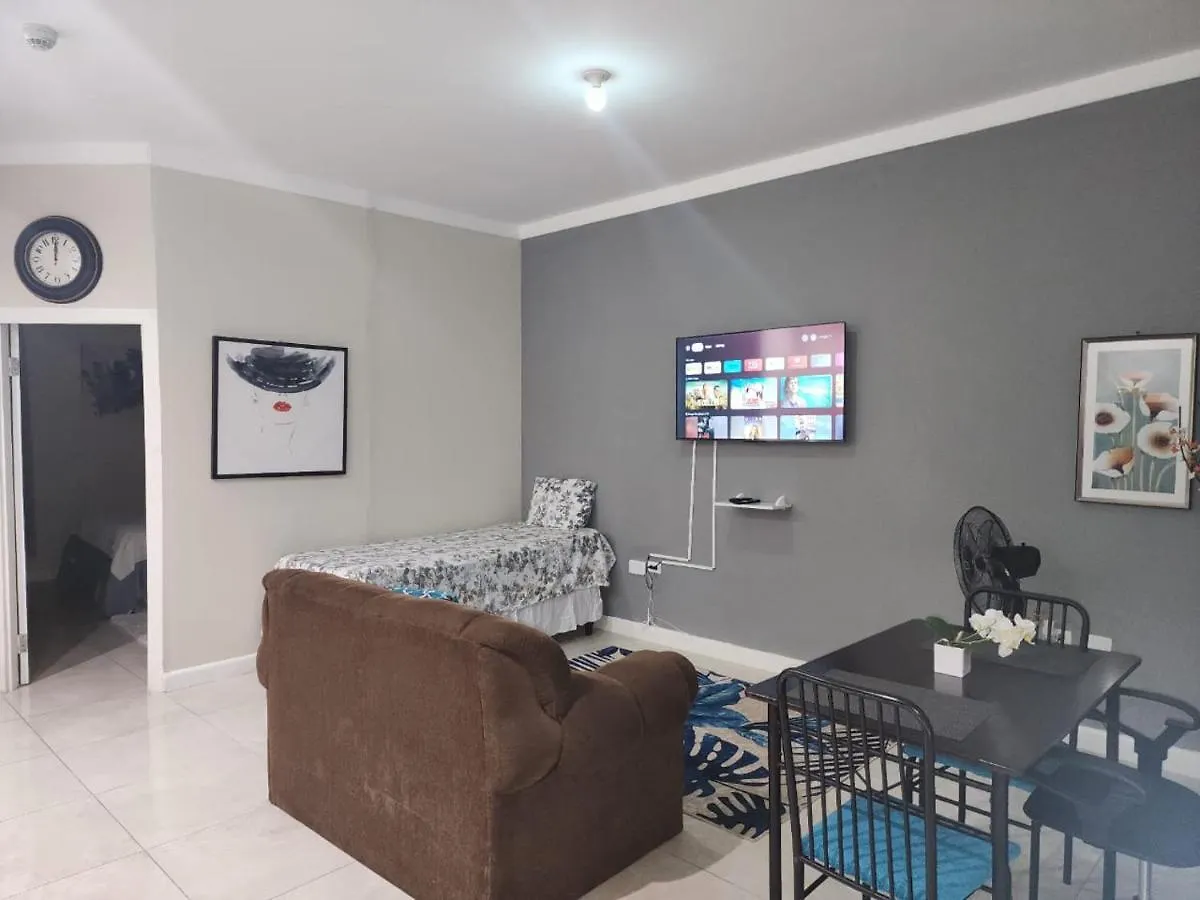 Apartament Accommodations At Silverbrok Kingston