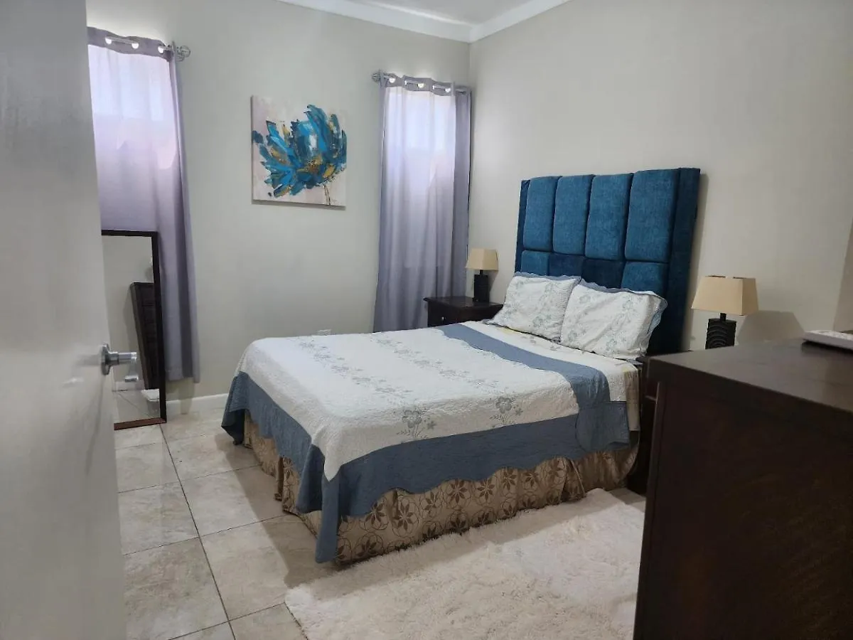 Apartamento Accommodations At Silverbrok Kingston Jamaica