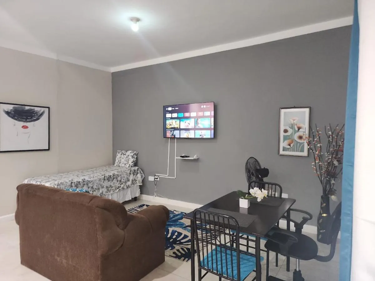 Apartamento Accommodations At Silverbrok Kingston