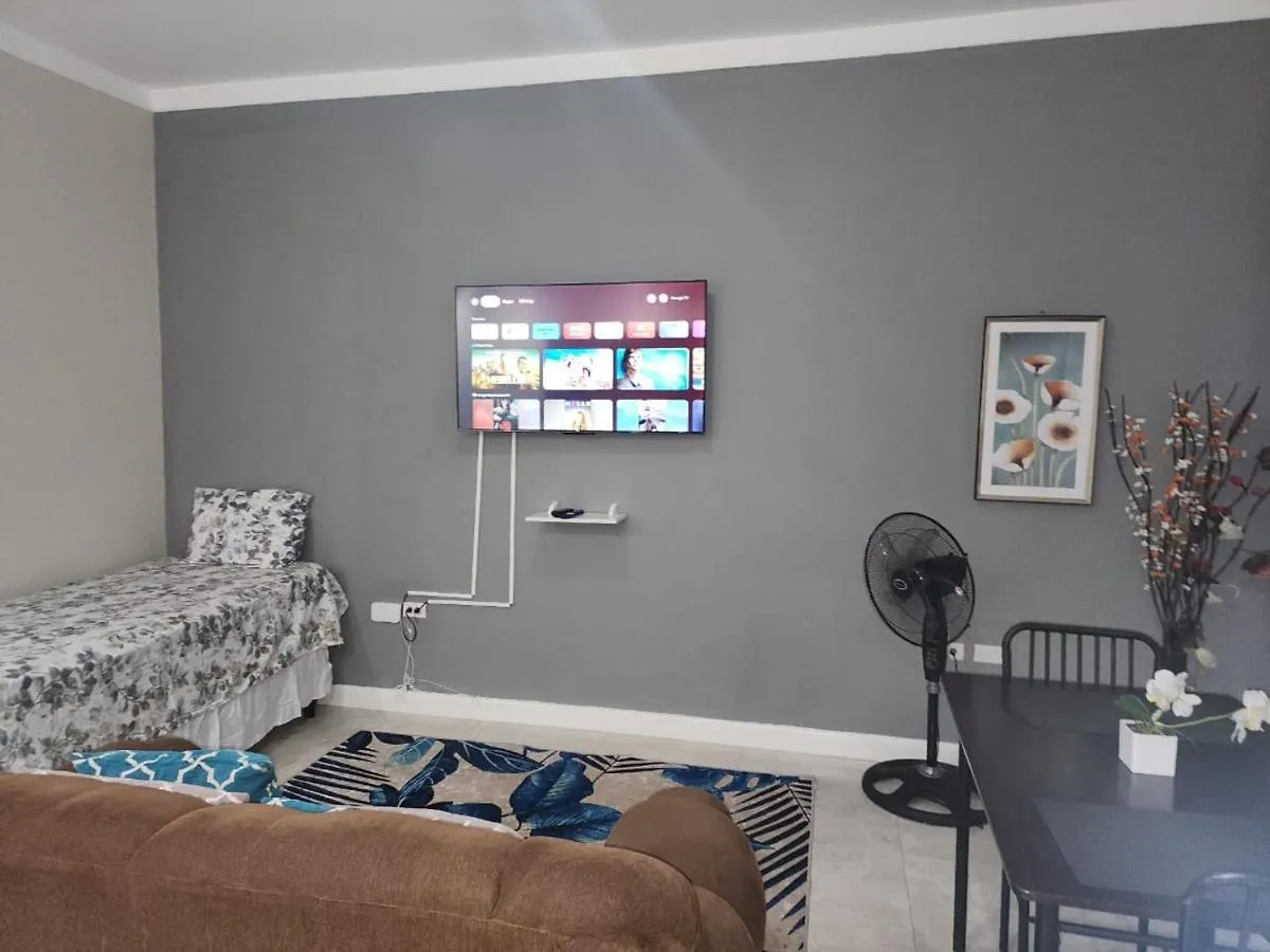 Apartamento Accommodations At Silverbrok Kingston Jamaica